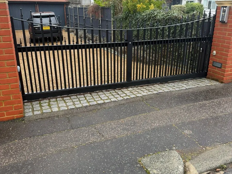 Automated Gates by MRI Fabrications